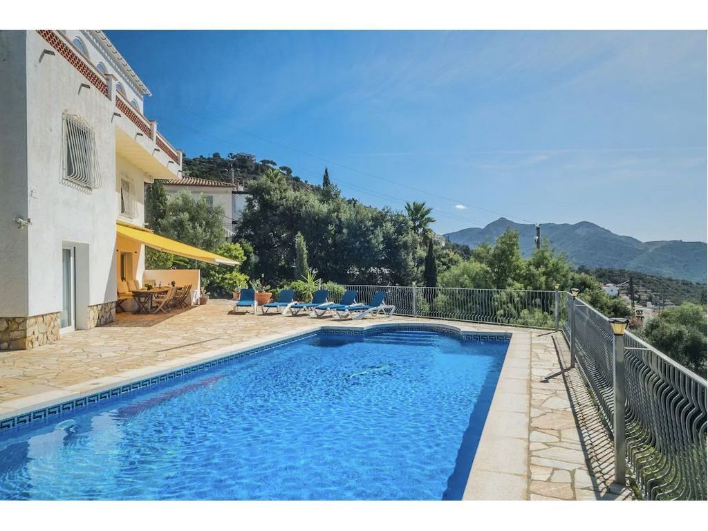 Maison indépendante MAS FUMATS 890000€ AGENCE DE LA PLAGE