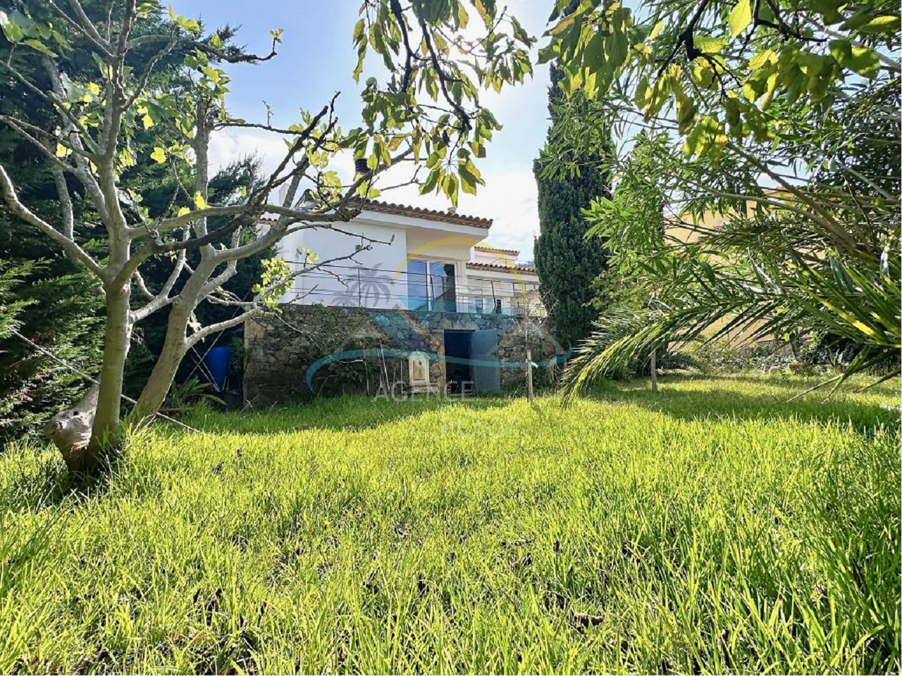 Maison ROSES 750000€ AGENCE DE LA PLAGE Maison ROSES 750000€ AGENCE DE LA PLAGE